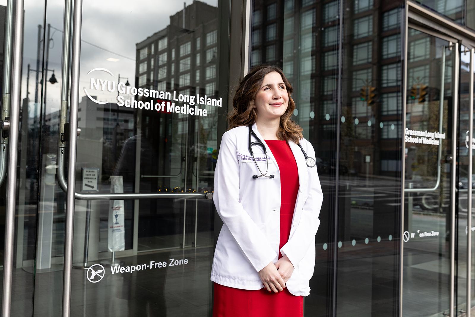  Can medical schools funnel more doctors into the primary care pipeline?