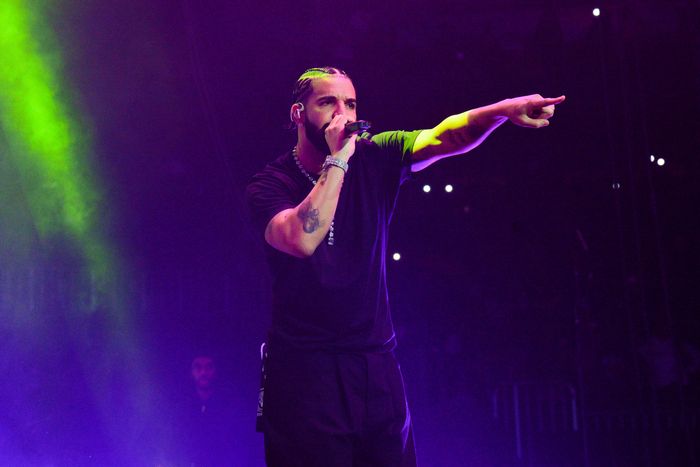  A Complete Track-by-Track Timeline of Drake and Kendrick Lamar’s Feud