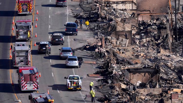  LA braces for more devastation as wildfire death toll climbs, strong winds set to return