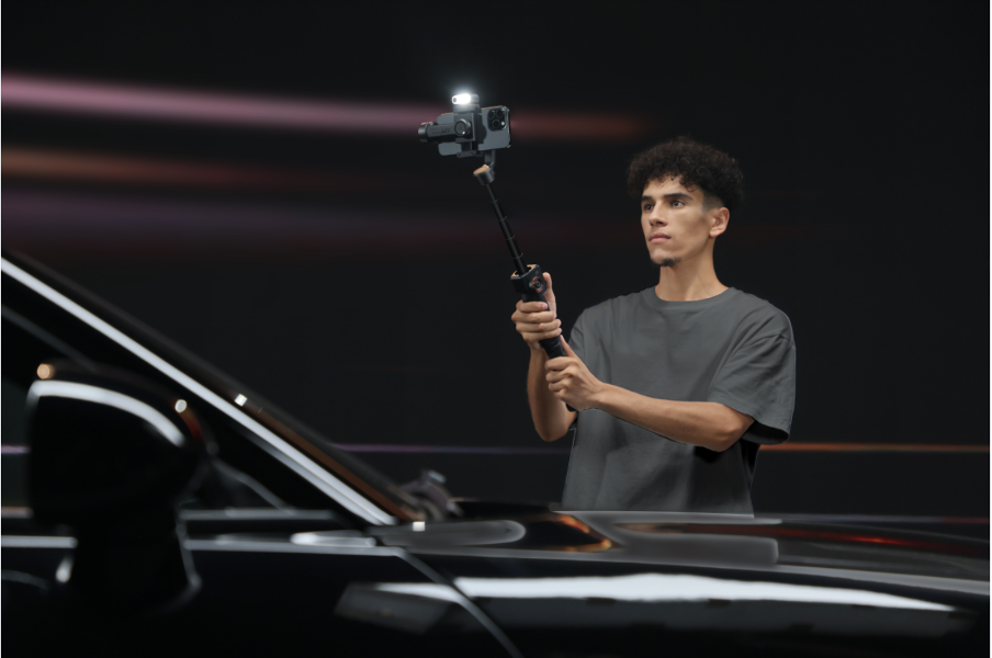  Hohem Unveils Its New iSteady M7 AI-Powered Gimbal For Content Creators
