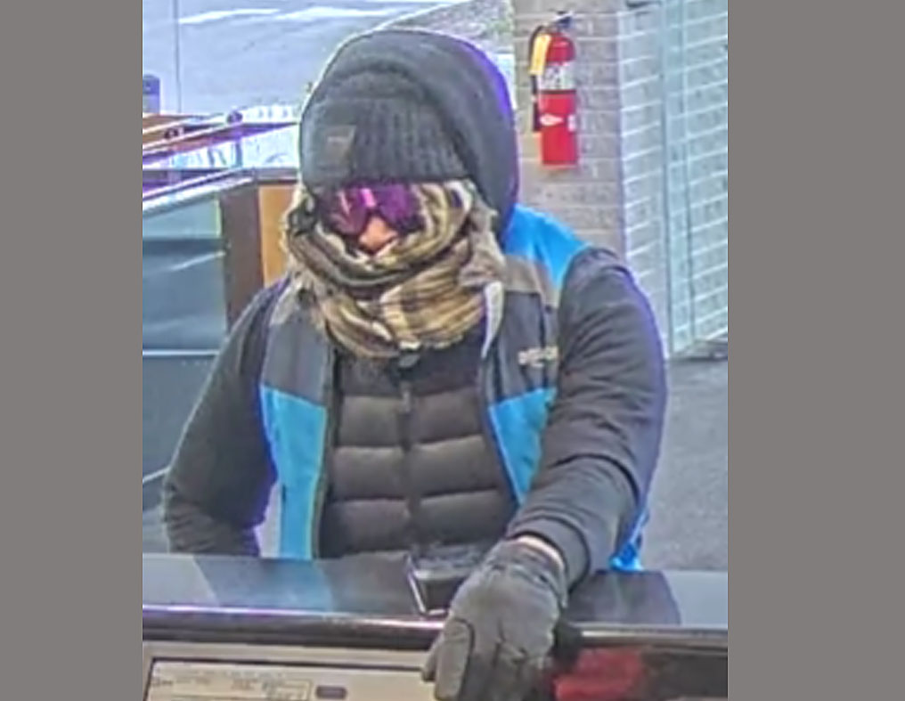 Bicycling-riding bandit robs bank across from Ridley Township police station