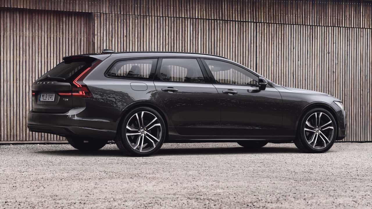  Dead: Volvo V90