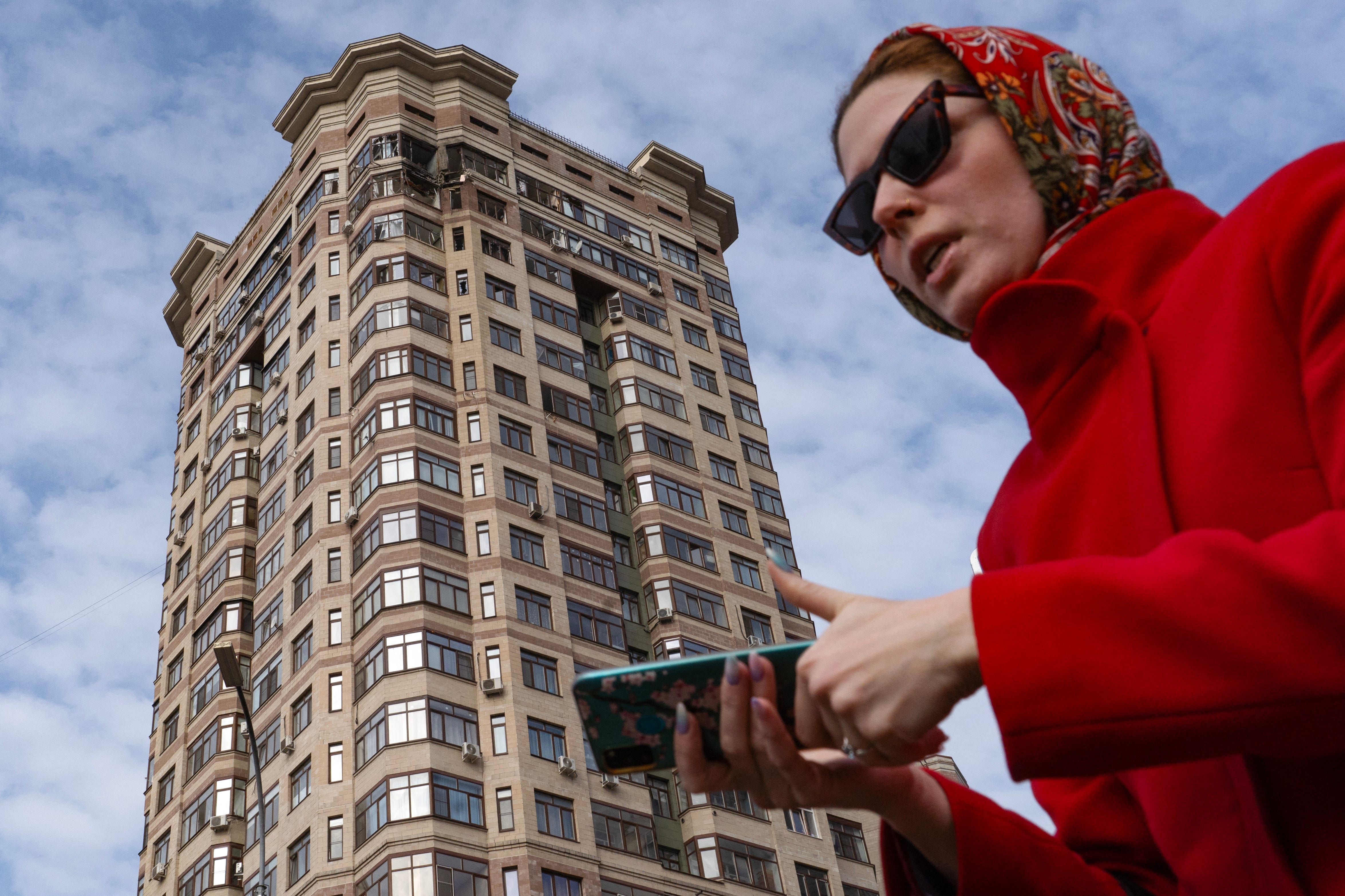  Russia says it’s waiting to hear from US on Ukraine 30-day ceasefire plan