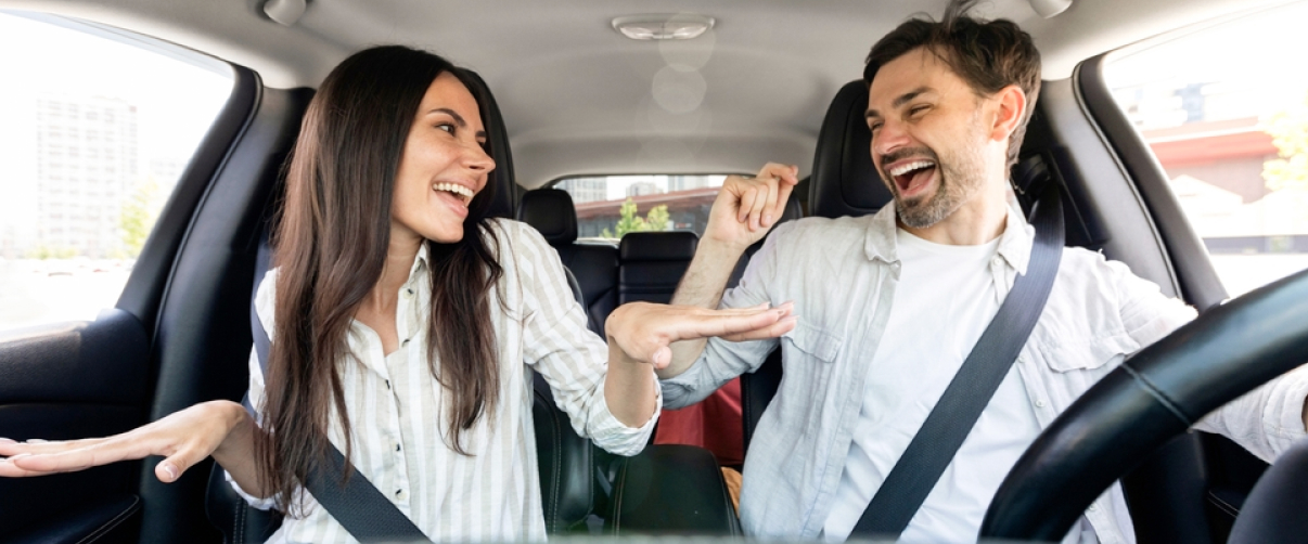 Best Compact Cars for Long Drives: Comfort, Space, and Performance Compared