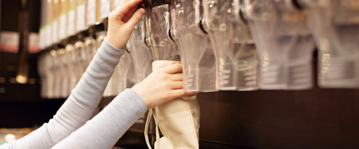  Plastic-Free Living: A Practical Guide to Reducing Plastic Waste in Your Daily Life