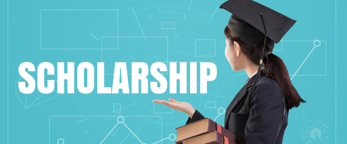 Top Scholarships and Grants to Reduce Your Need for Student Loans