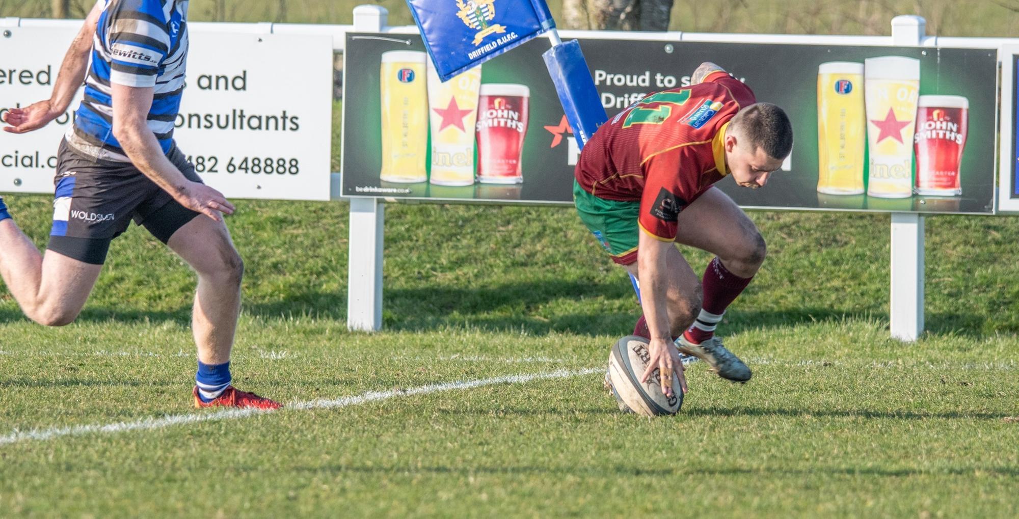 Heath overcome battling hosts to move up to third