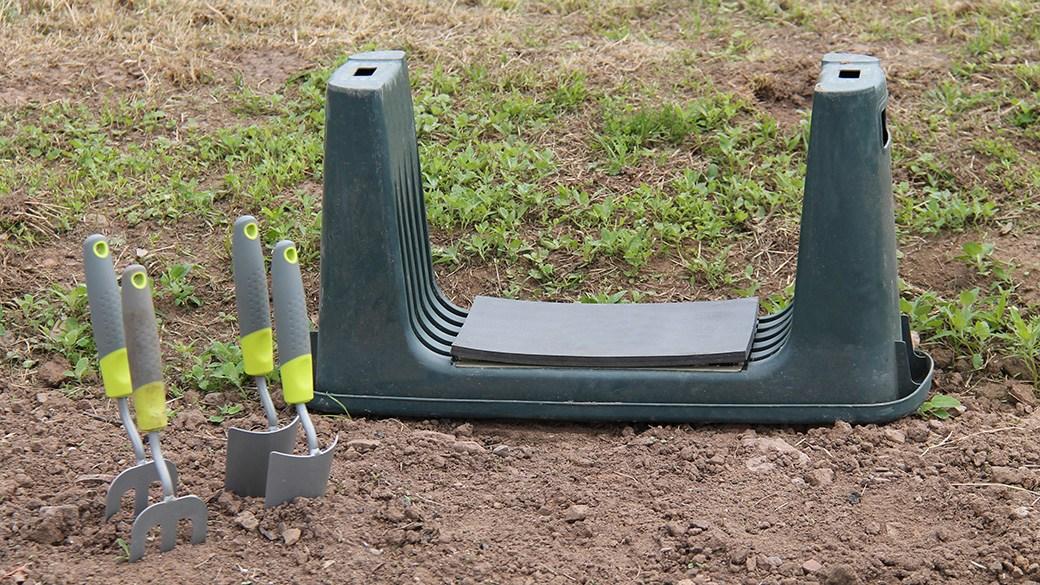  Stay comfortable while gardening with these top kneeling pads