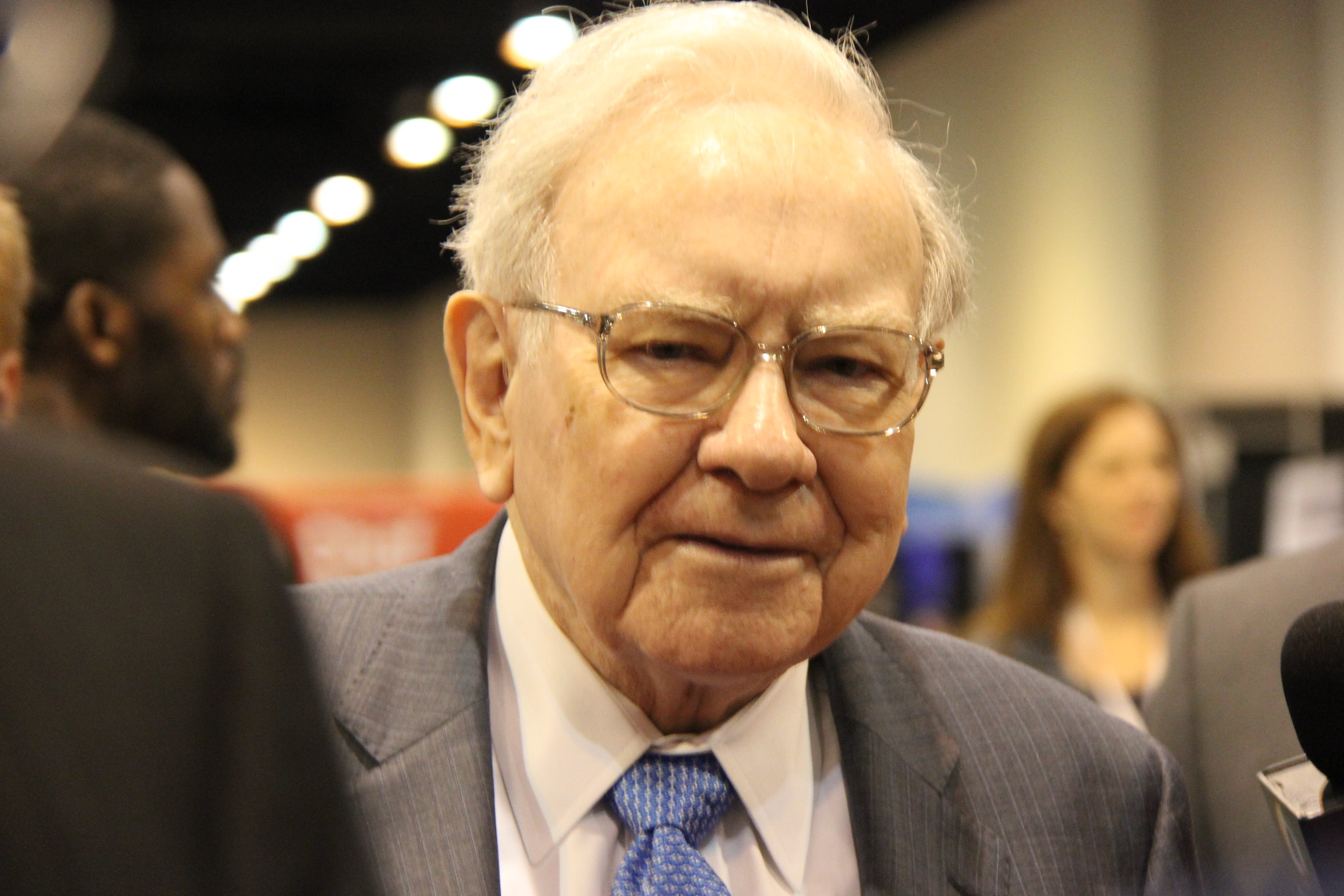  3 Dirt Cheap Warren Buffett Stocks to Buy With $1,000 Right Now