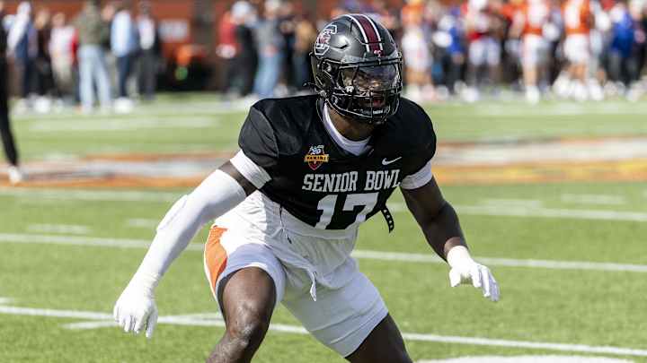  Cincinnati Bengals Take South Carolina Linebacker Demetrius Knight II With No. 49 Pick in 2025 NFL Draft