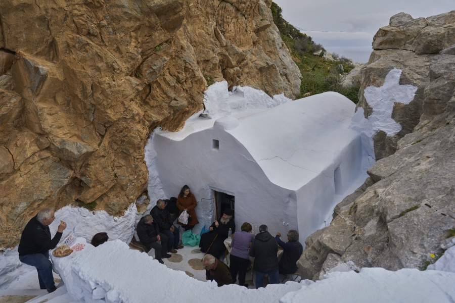  Monk keeps faith at Greek cliffside monastery