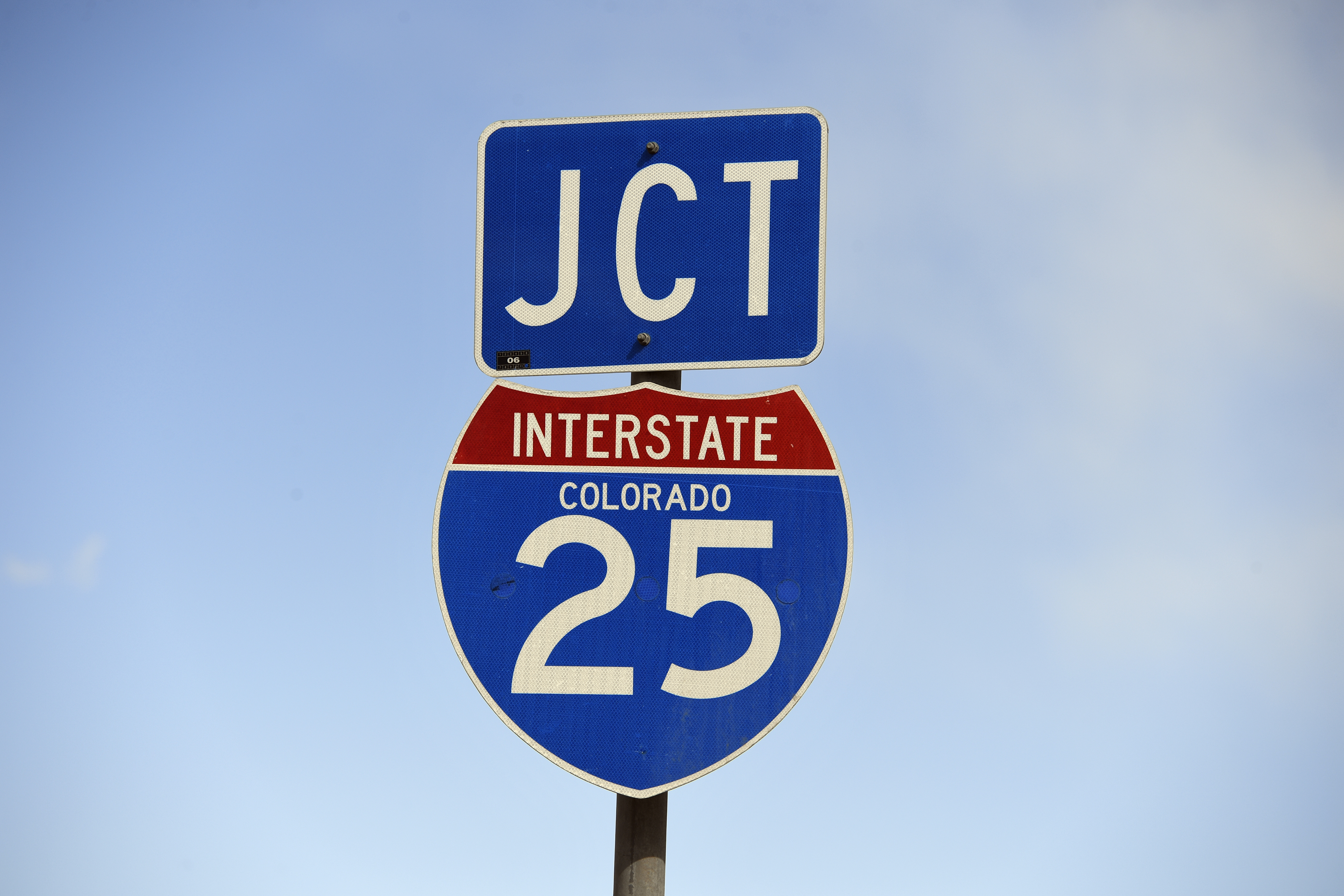 Pedestrian injured, I-25 closed near Mead after crash