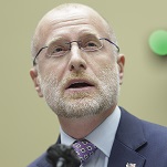  FCC chair attacks Comcast for not airing White House press conference live