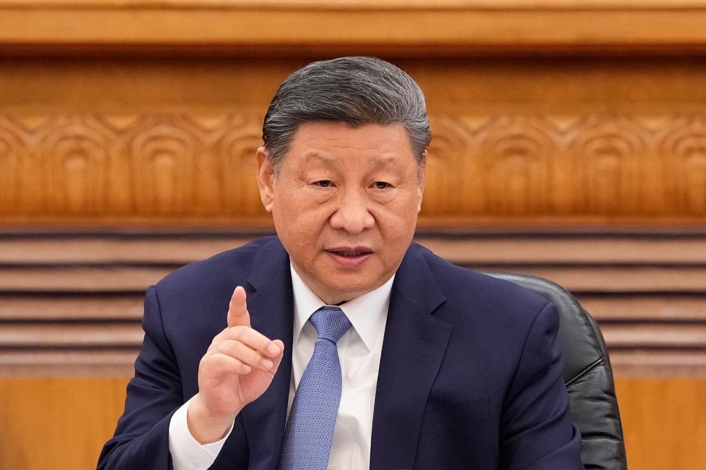  Xi Jinping Says China ‘Not Afraid’ as Beijing Hits Back With 125% Tariffs on US Goods