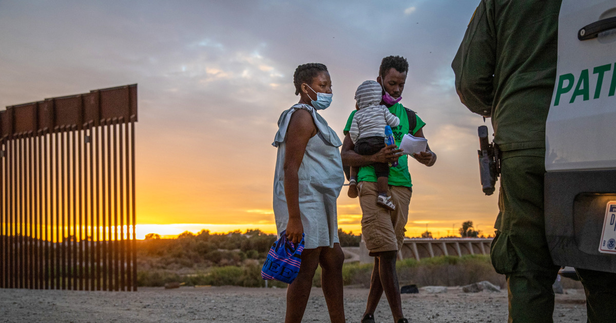  Supreme Court allows Trump to revoke temporary legal status of 500,000 immigrants from 4 countries