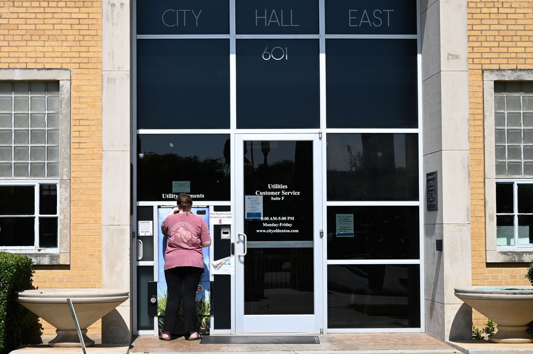 City of Denton warns of scammers demanding utility bill payment