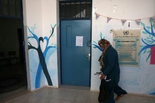  Israel forces close UN schools in annexed east Jerusalem