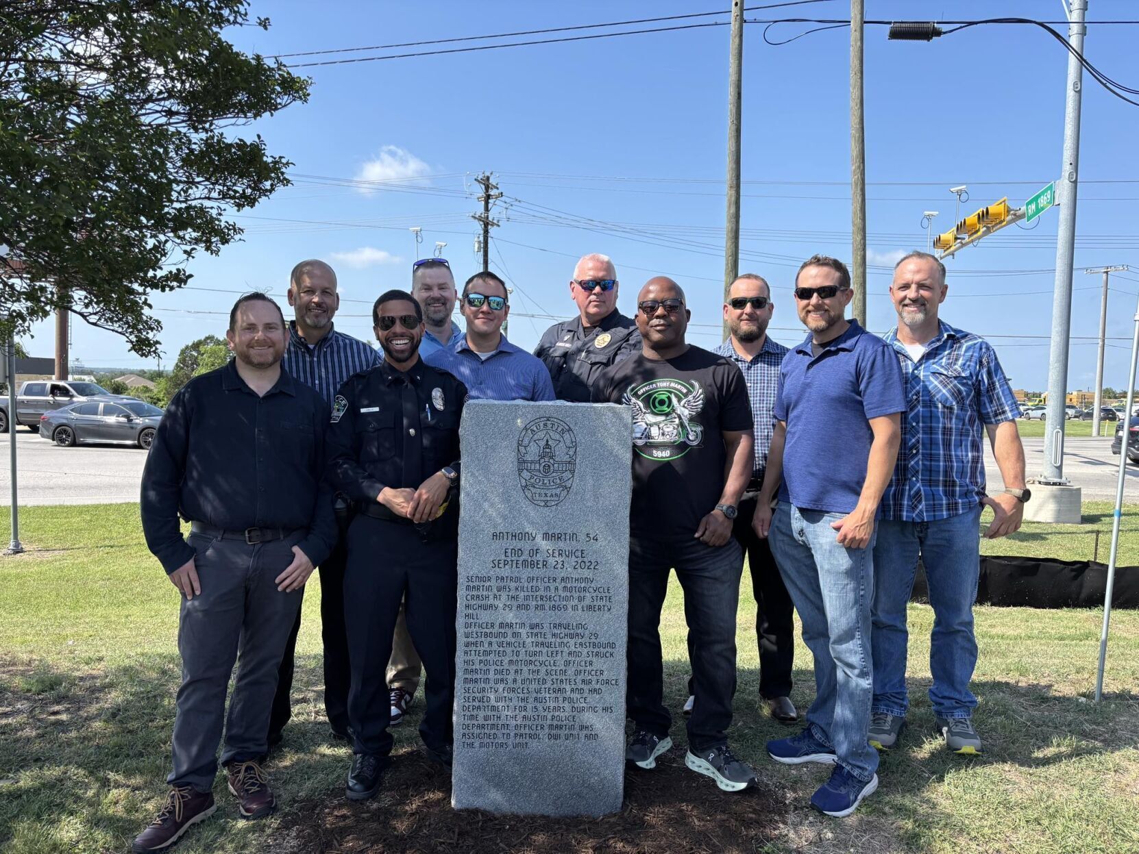 Fallen APD officer honored with granite memorial in Liberty Hill