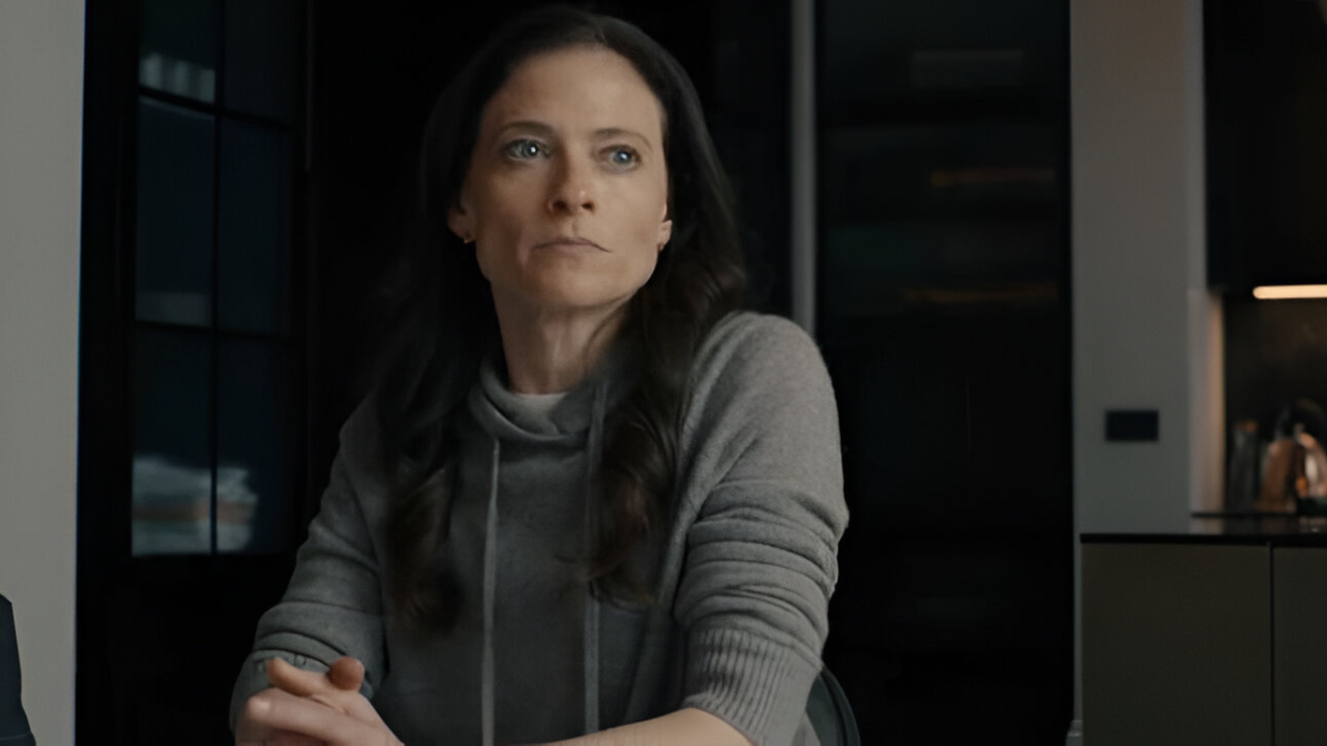 What is Bella’s Real Plan in MobLand?