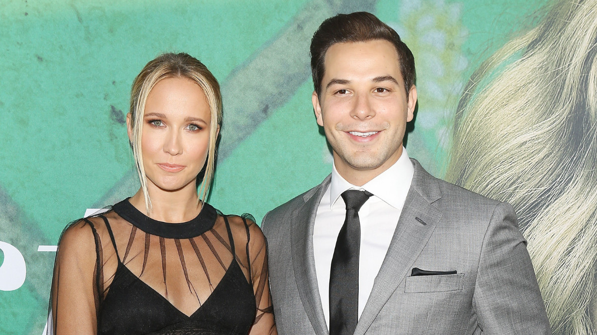  Who Is Anna Camp’s Ex-Husband, Skylar Astin? & Why Did They Get Divorced?