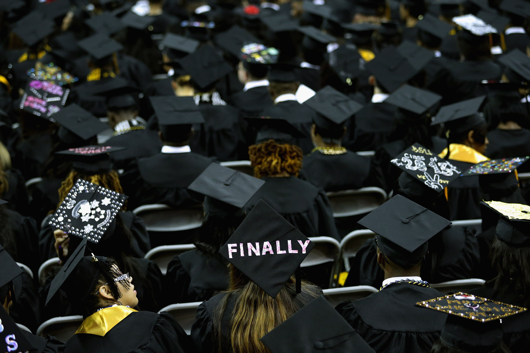  Naperville residents receive college/university degrees, named to honor rolls and dean’s lists