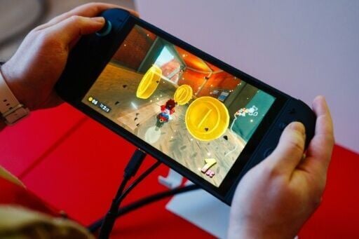  Nintendo aims to match Switch success with new console