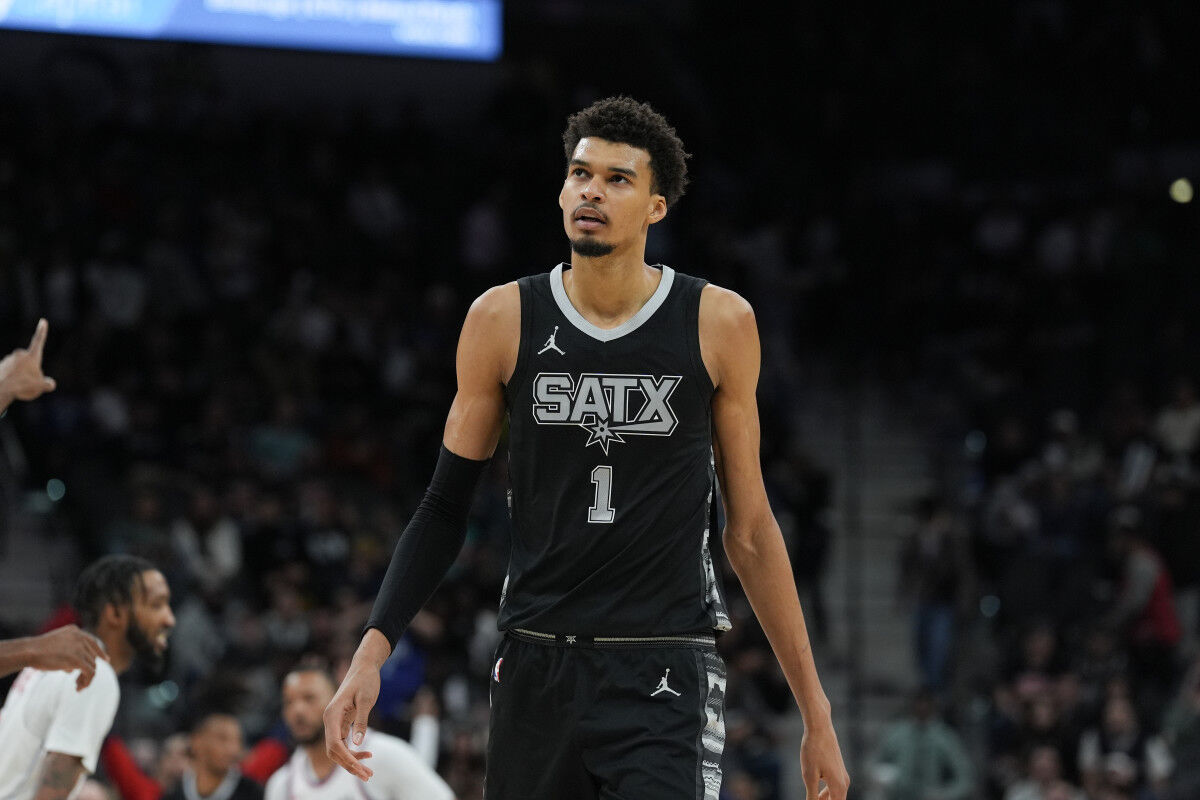  Ideal Starting Lineup For The 2025-26 Spurs: New Big Three Arises In The West