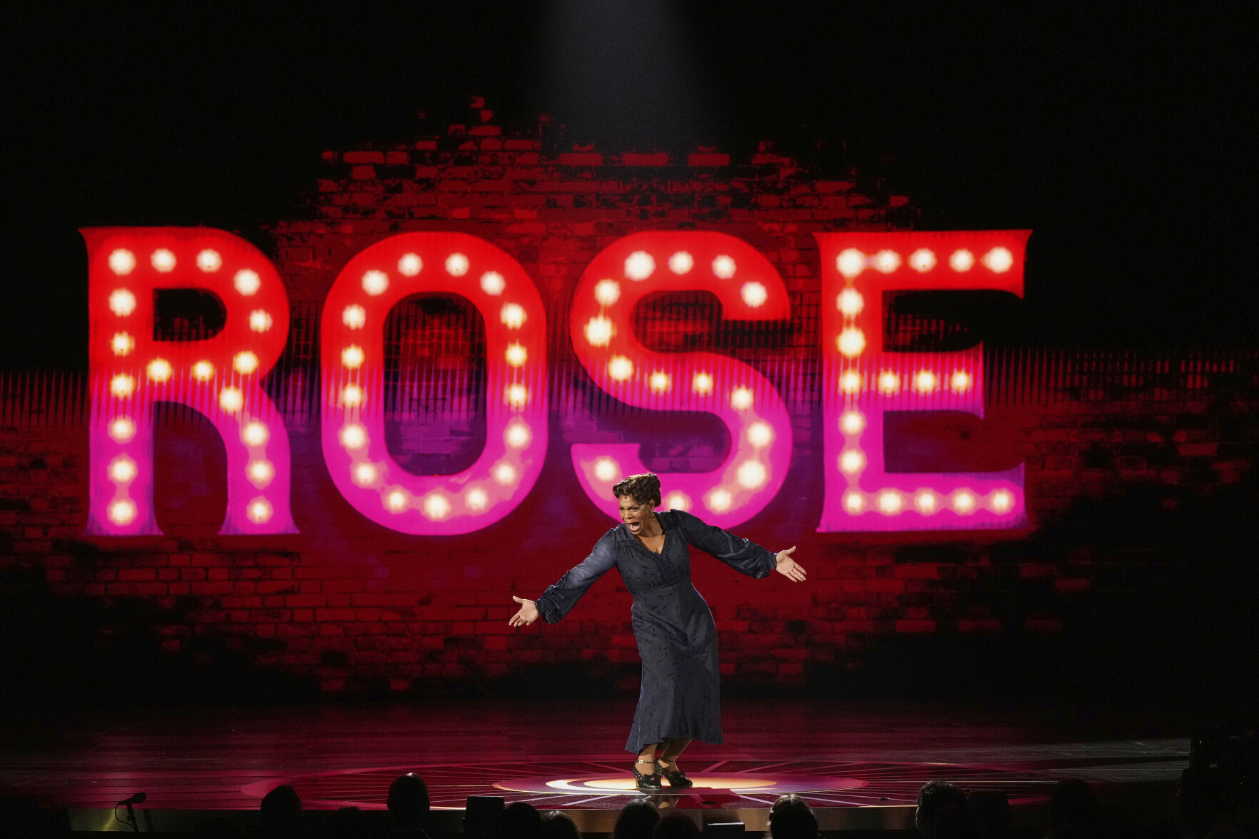  PHOTO COLLECTION: Best of the 2025 Tony Awards