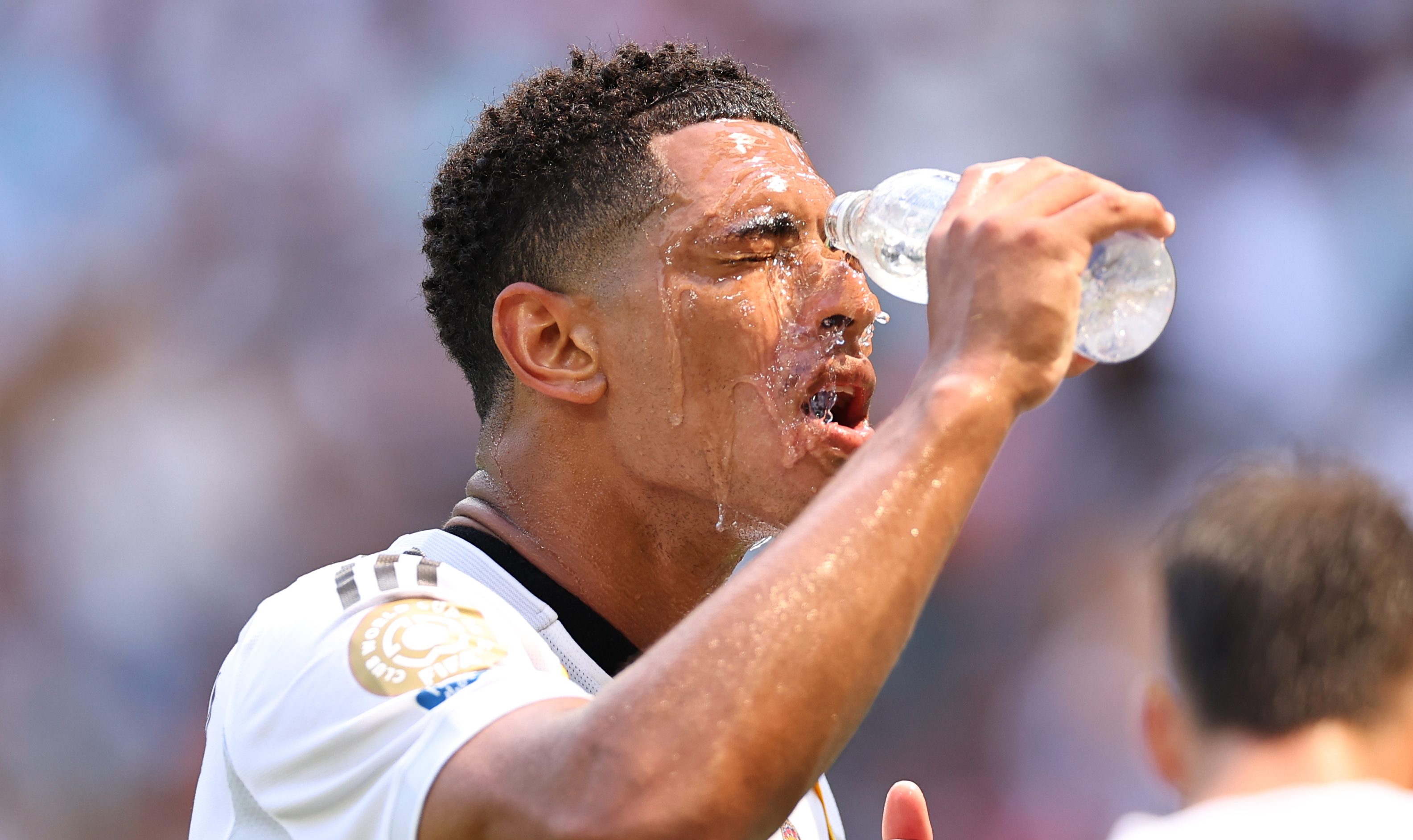  Players, fans at Club World Cup coping with high temperatures amid heat wave