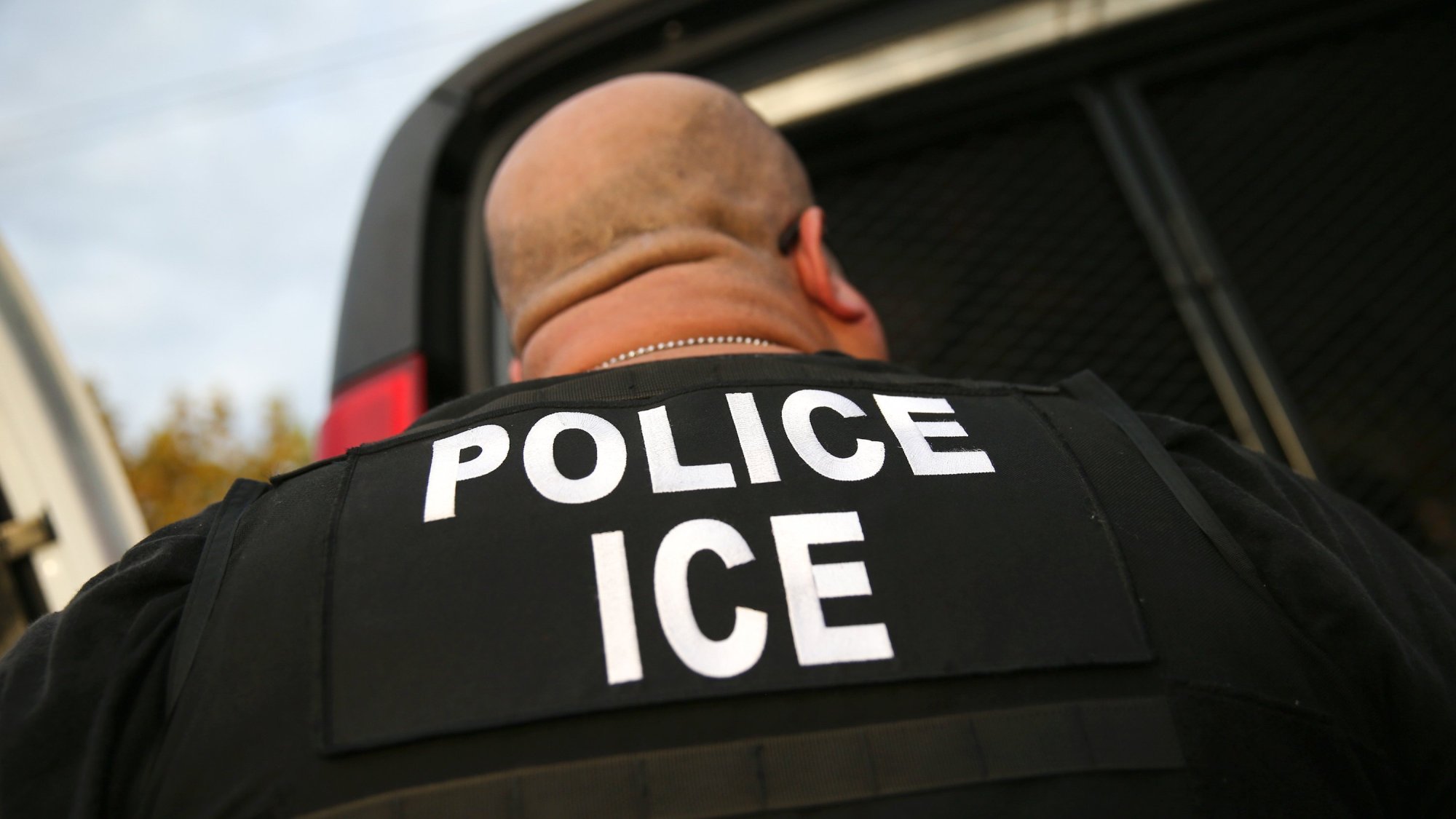 Report: ICE agents arrest four in South San Jose raid