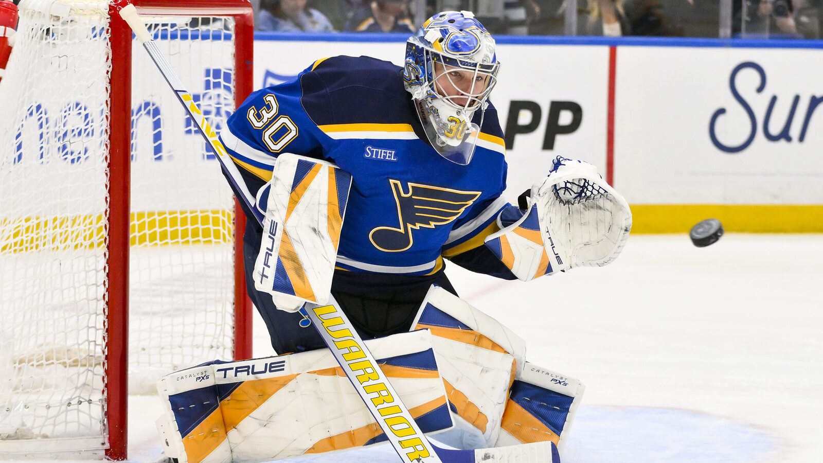 Blues re-sign Joel Hofer to two-year contract