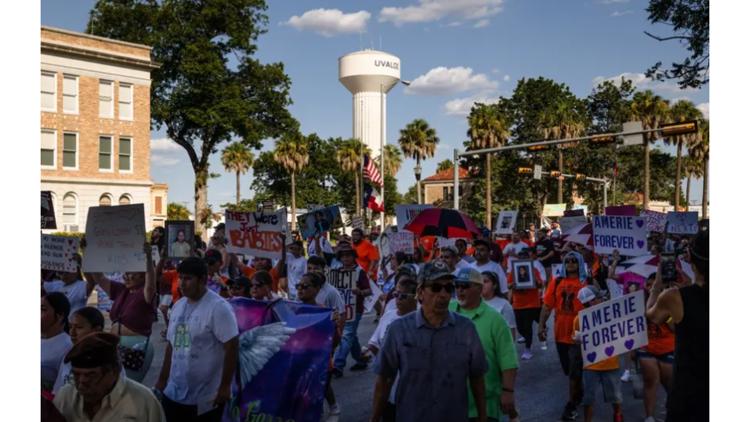  Gov. Greg Abbott, AG Ken Paxton do not have to release Uvalde or Jan. 6 emails, Texas Supreme Court rules