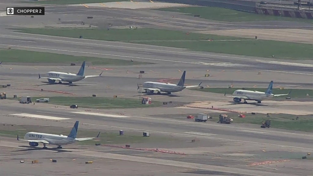Newark Airport runway under construction reopens early to ease flight delays