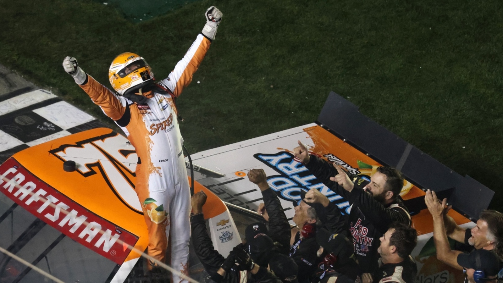 Parker Kligerman gives touching tribute to late Truck Series team owner Charlie Henderson