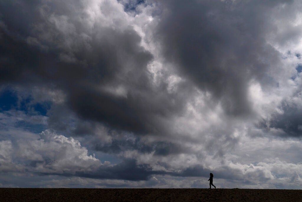 Powerful thunderstorms packing destructive winds bearing down on Southeast Idaho