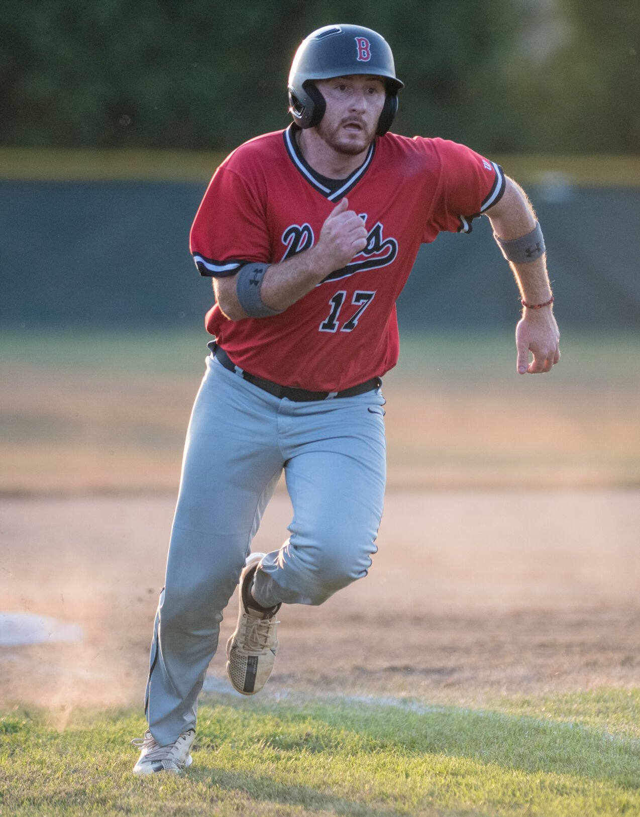  Reds earn ninth consecutive victory