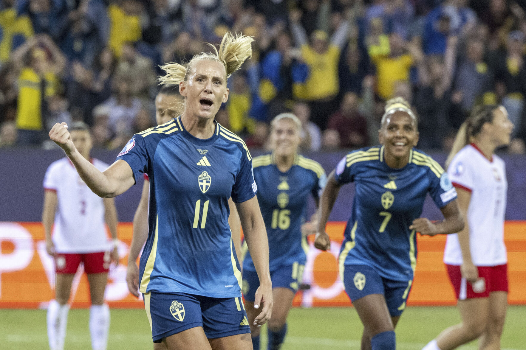 Euro 2025: Sweden eases past Poland and advances to quarterfinals along with Germany