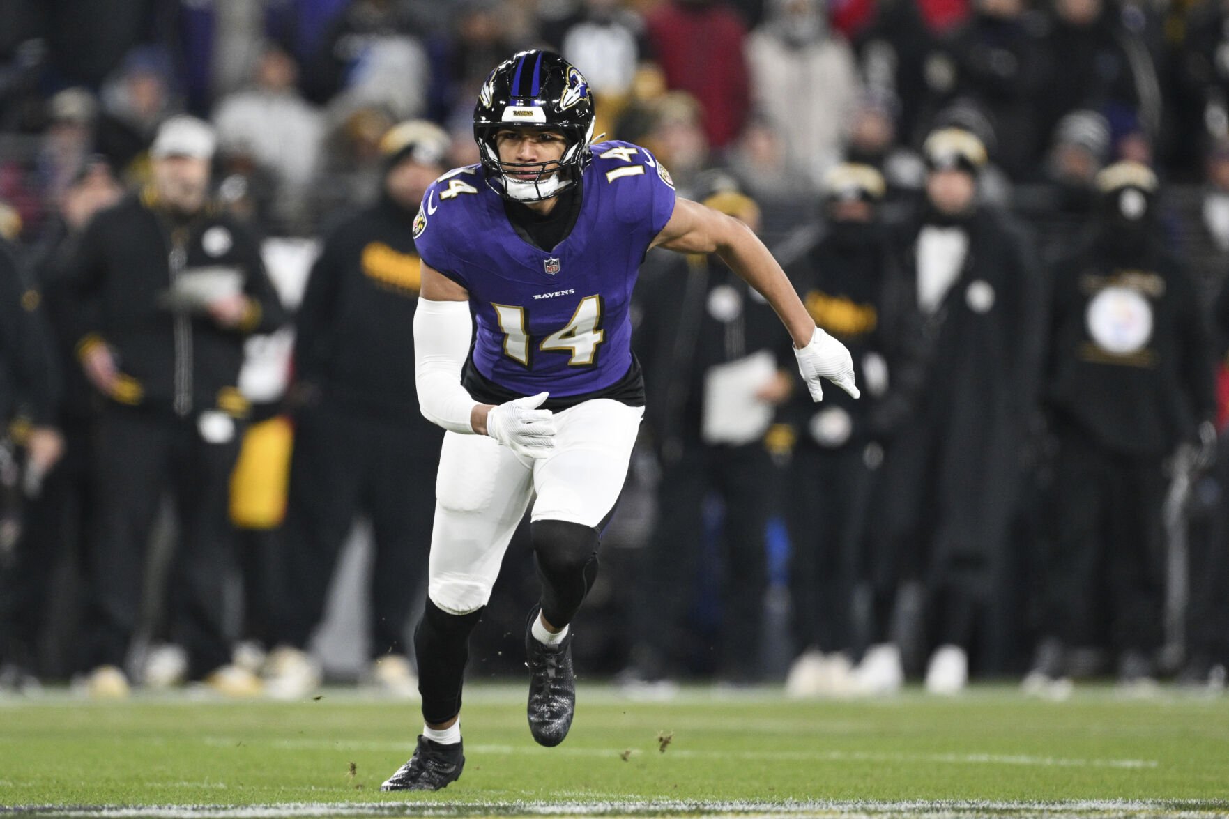  Ravens’ Hamilton voted NFL’ s top safety