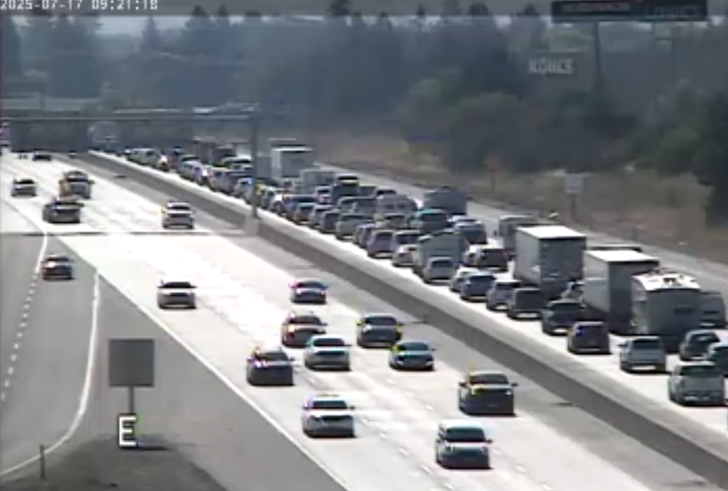 Semi-truck hits, killed driver on eastbound I-90 in Spokane Valley