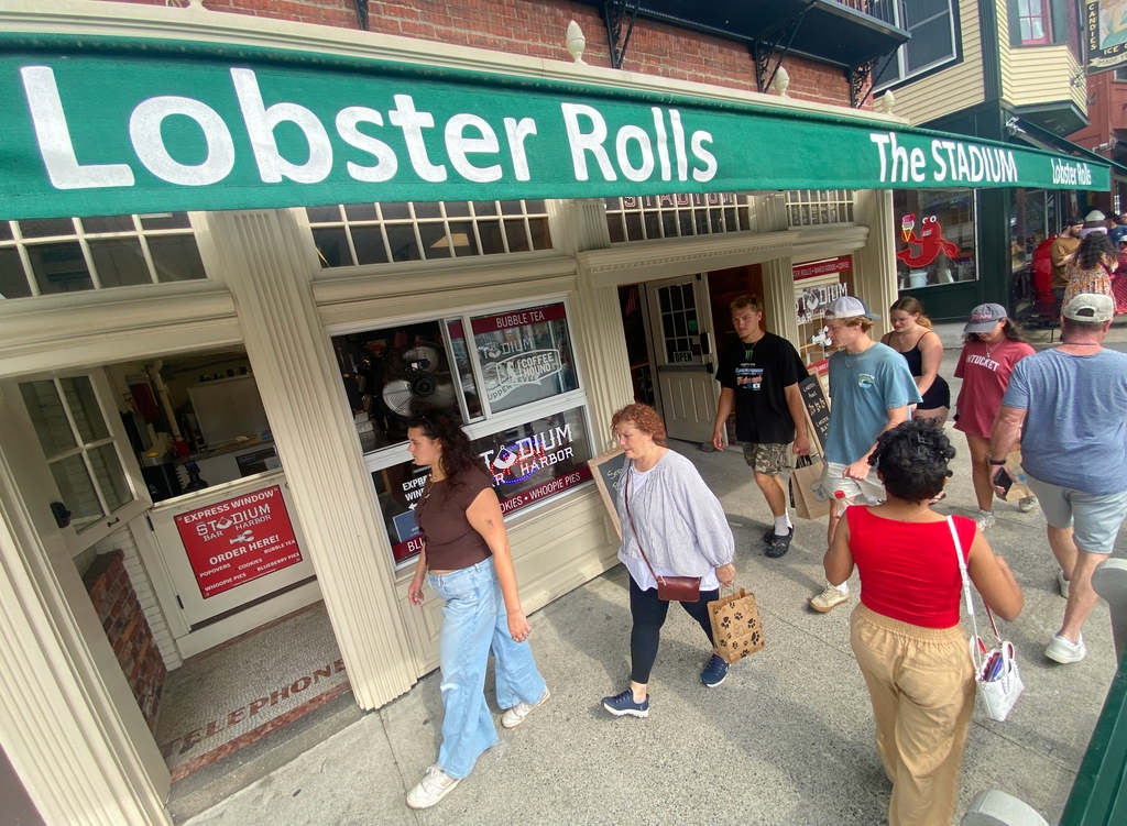  Maine tourism season looking solid as summer heats up