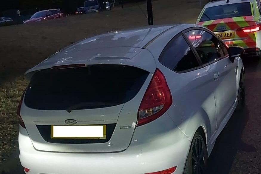 Police warn they will not tolerate racing after 100 cars gather on major Doncaster road