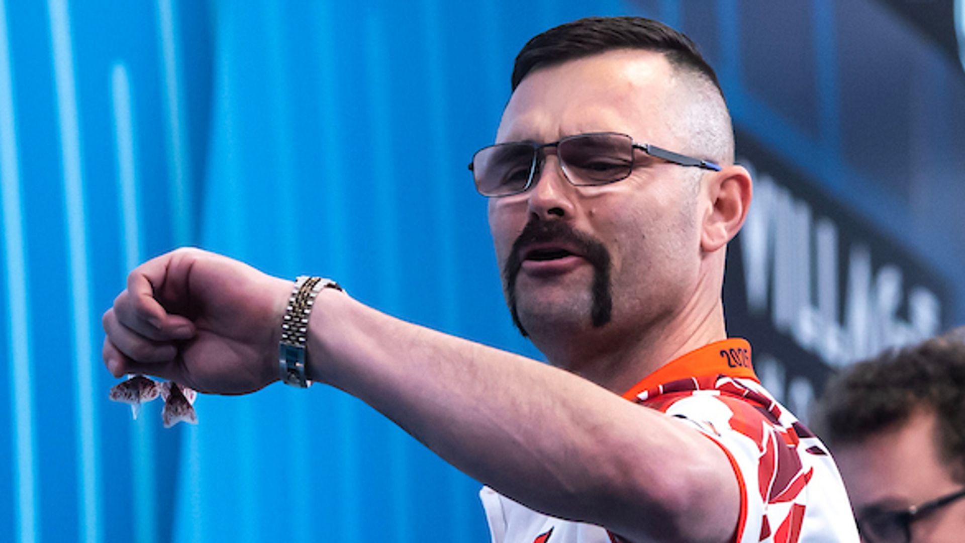 Heta beats Bunting in Players Championship thriller | Smith in Matchplay jeopardy