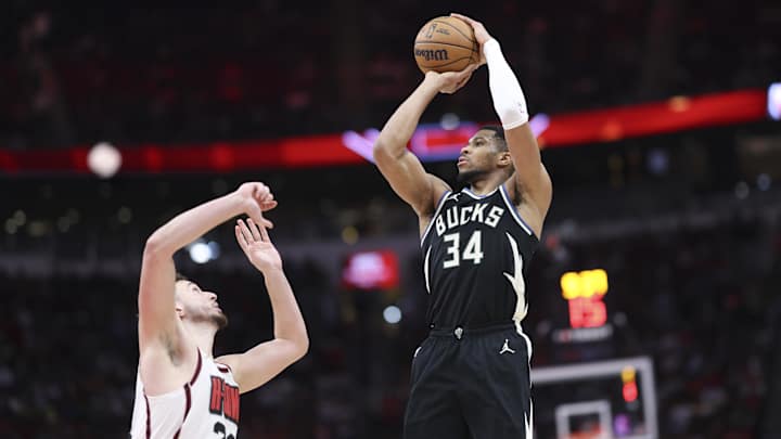 Bucks Notes: Warriors Want Bucks Forward, Giannis Trade Rumors, GM Jon Horst Disrespected