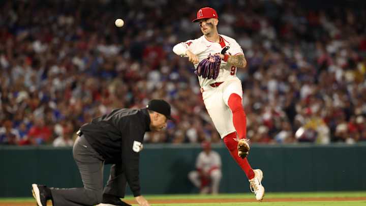  Angels Notes: Zach Neto Award, Mike Trout Hilarious Shot at Teammate, Halos Compared to Brewers