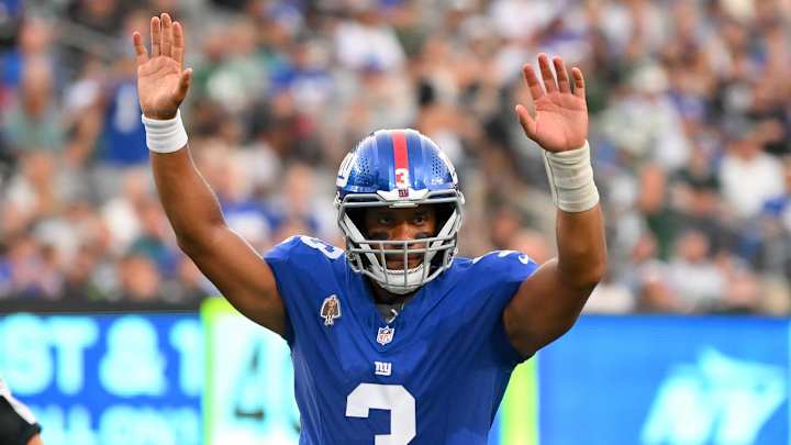 WATCH: Teammates go crazy for Russell Wilson’s perfect deep ball in New York Giants preseason game