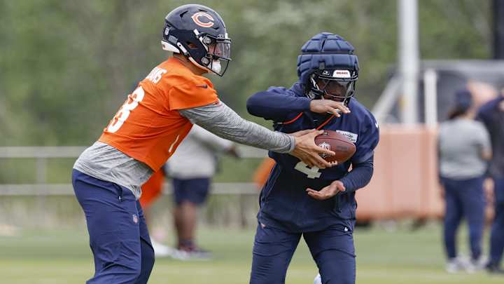 Bears’ offensive triplets earn shockingly low ranking ahead of 2025 NFL season