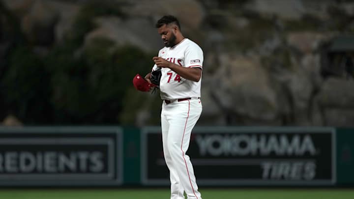 Angels Notes: Major Roster Move, Kenley Jansen in ‘Tremendous Pain,’ More