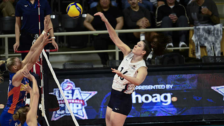 2 ex-Wisconsin Badgers stars dominate to send USA Volleyball to World Championship knockout round