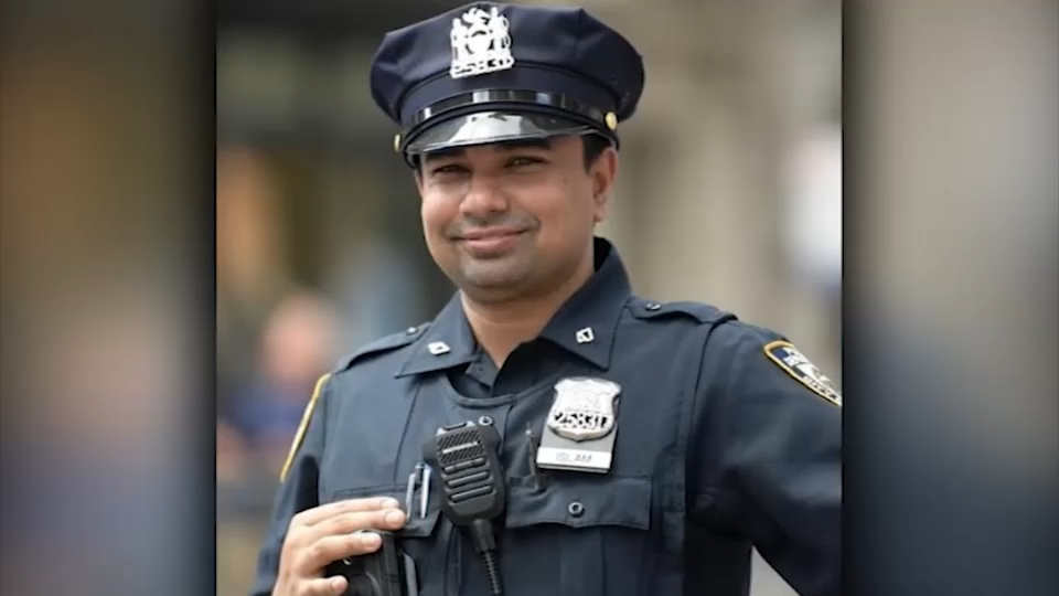 Widow of NYPD officer killed in Midtown mass shooting gives birth to baby boy