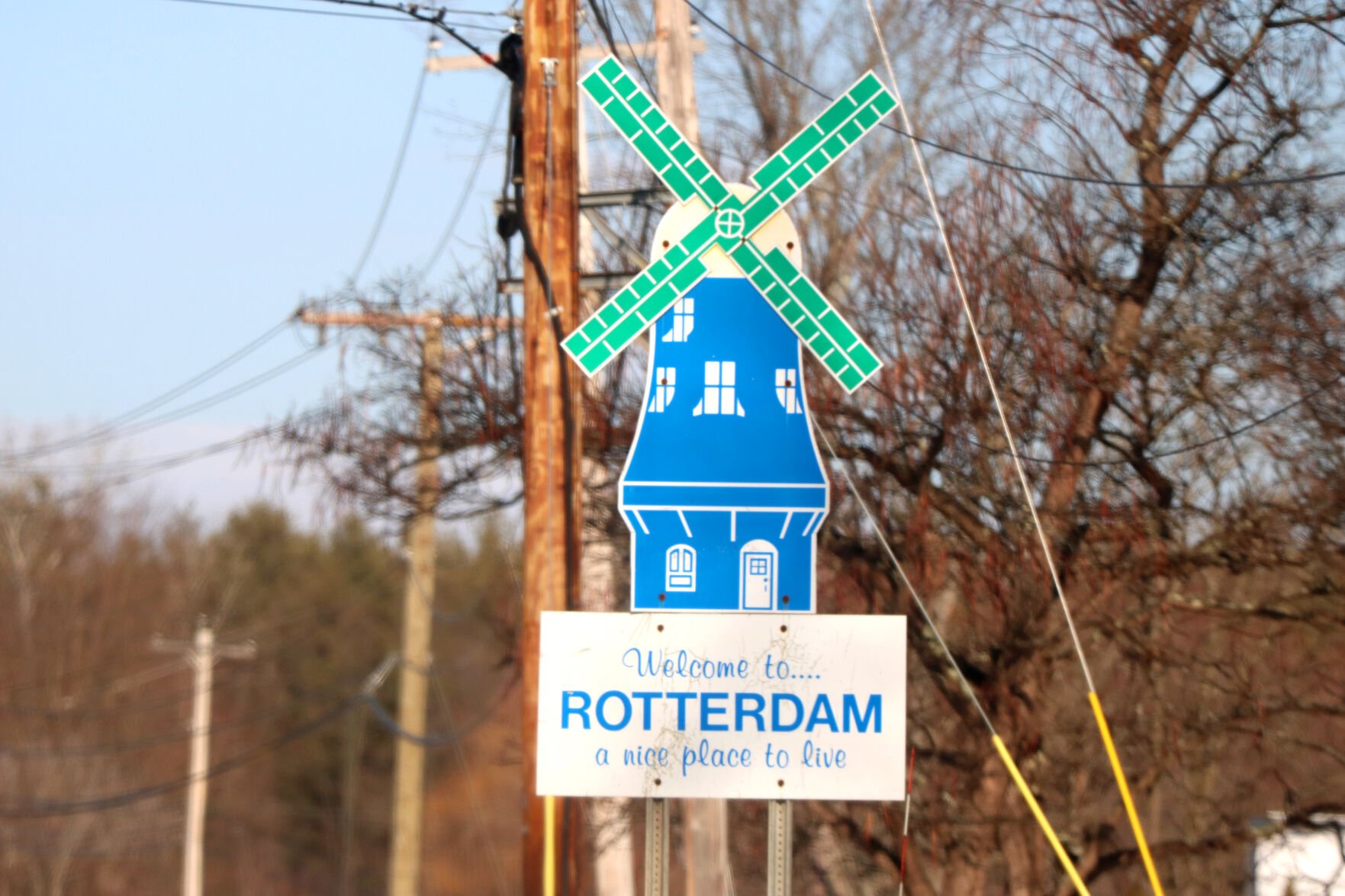 Rotterdam awards contract for hydrant, valve replacements
